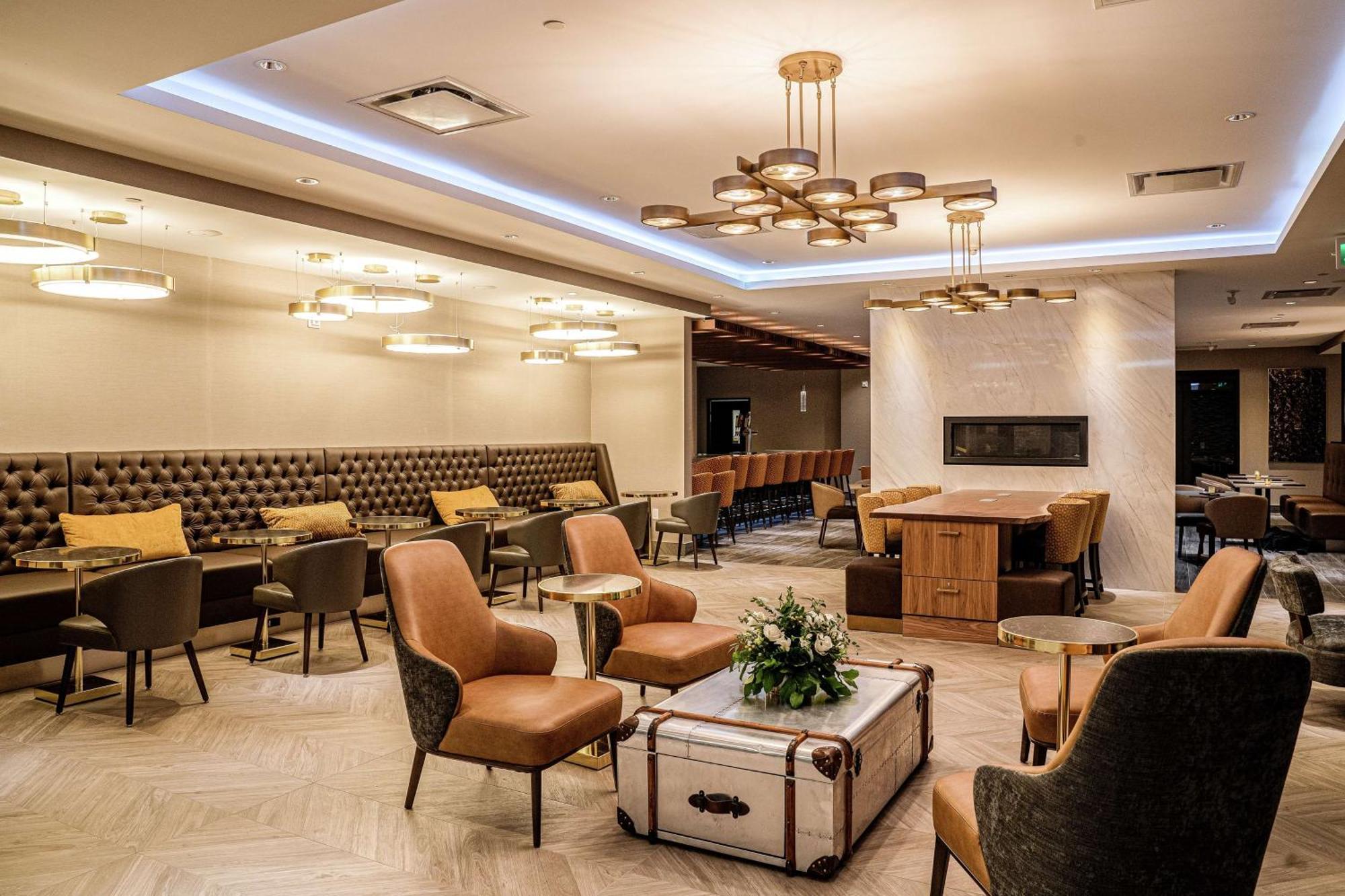 Hotel Doubletree By Hilton Kitchener Extérieur photo
