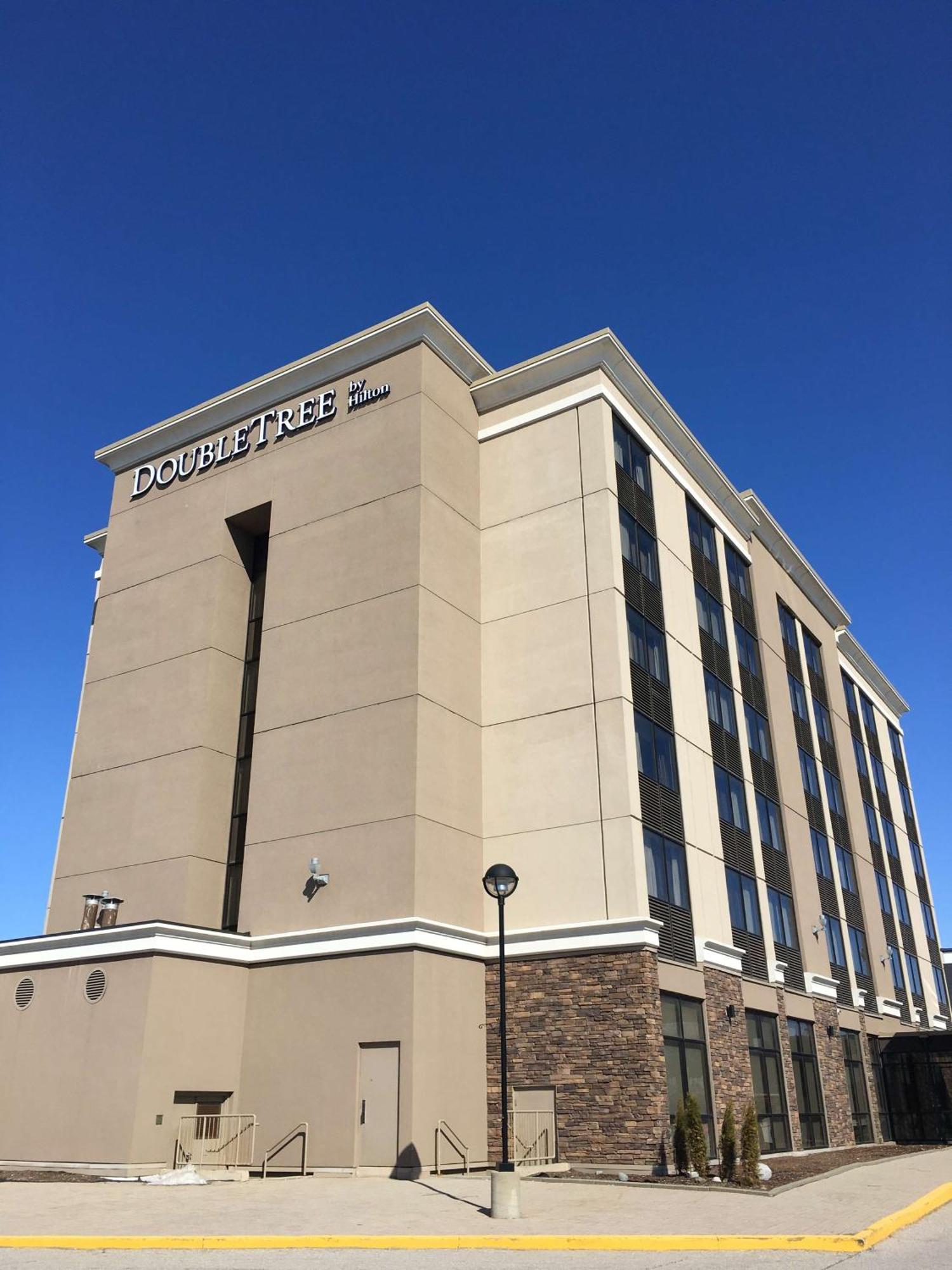 Hotel Doubletree By Hilton Kitchener Extérieur photo
