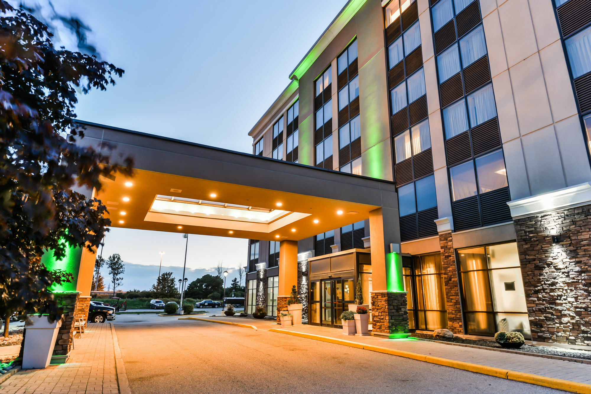 Hotel Doubletree By Hilton Kitchener Extérieur photo