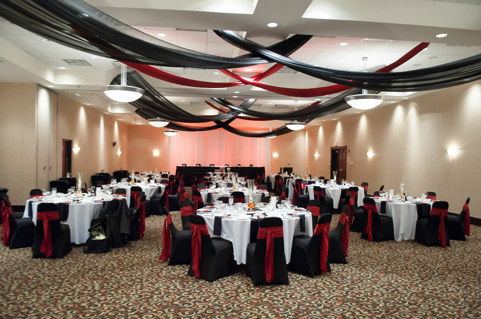 Hotel Doubletree By Hilton Kitchener Extérieur photo